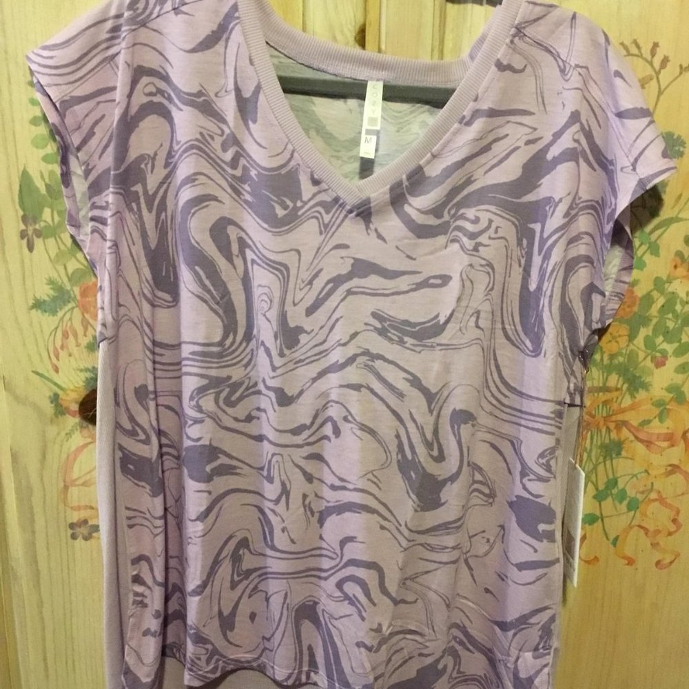 Lularoe Gabby Tee !!!